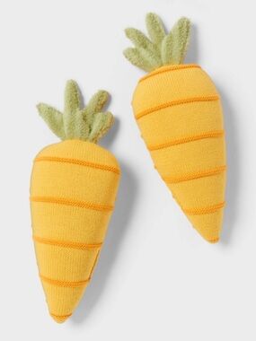 NEW Spritz 2 Pc Carrot Shaped Pillows